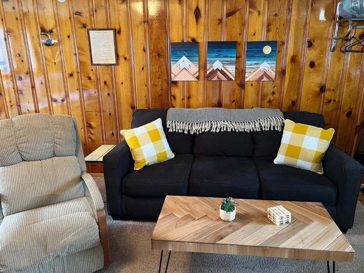 Mountain View Lodge Red River Exteriör bild