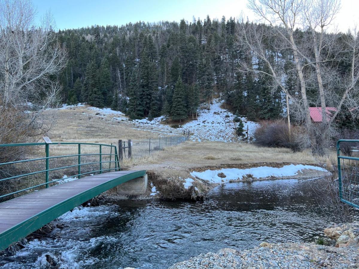 Mountain View Lodge Red River Exteriör bild